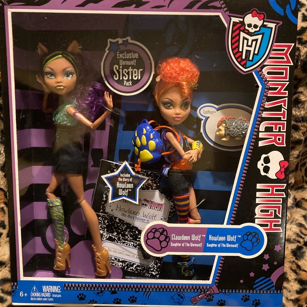 2013 Monster High Werewolf Sister Pack Clawdeen and Howleen Wolf